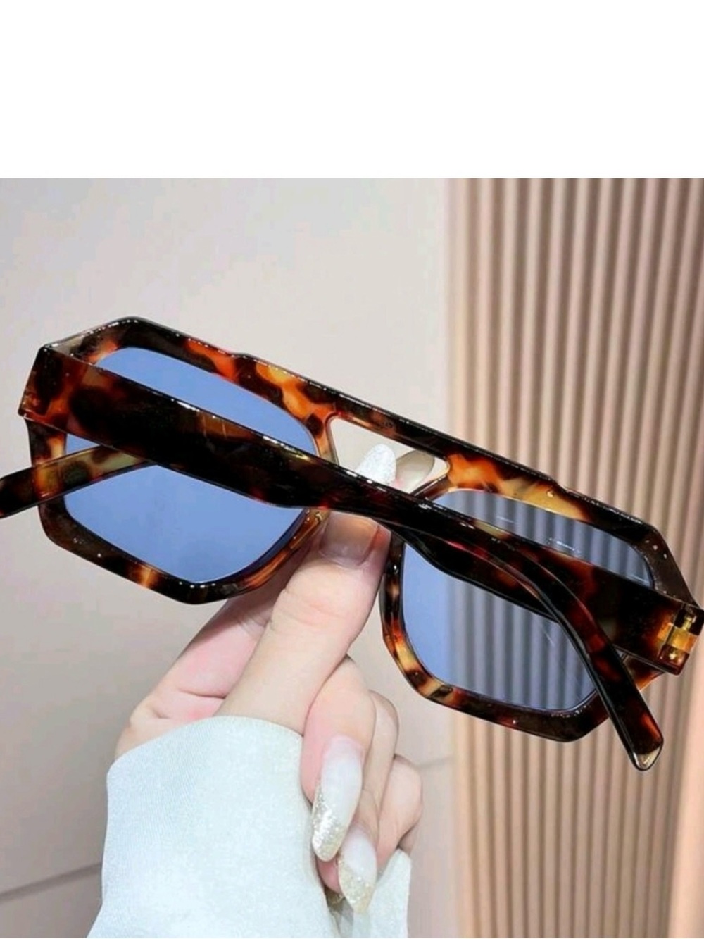 Tortoiseshell Frame Sunglasses with Blue Lenses - Women’s Fashion
